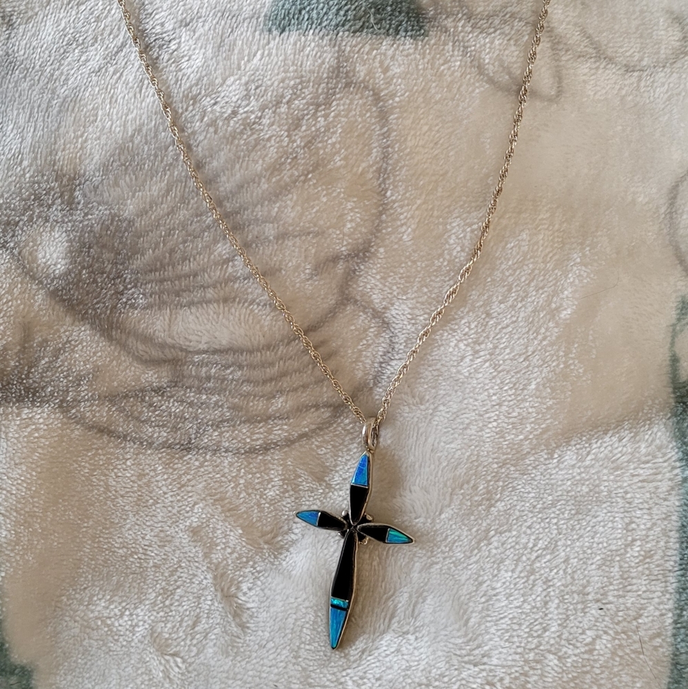 NWOT onyx pearl silver cross necklace - Picture 2 of 8